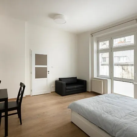 Cozy Studio In Quiet Courtyard Near Charles Bridge Prague Exterior photo